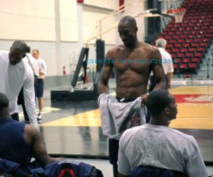 Kobe Bryant Shirtless