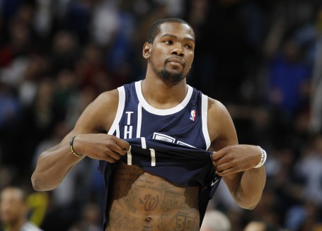 kevin-durant-tattoo-abs-shirtless